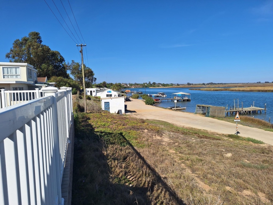  Bedroom Property for Sale in Velddrif Western Cape